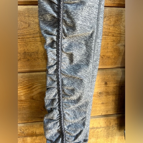 Lululemon Fold-Over Waist Yoga Leggings — Sz 4 — Heathered Gray — 27” Inseam - Picture 5 of 7